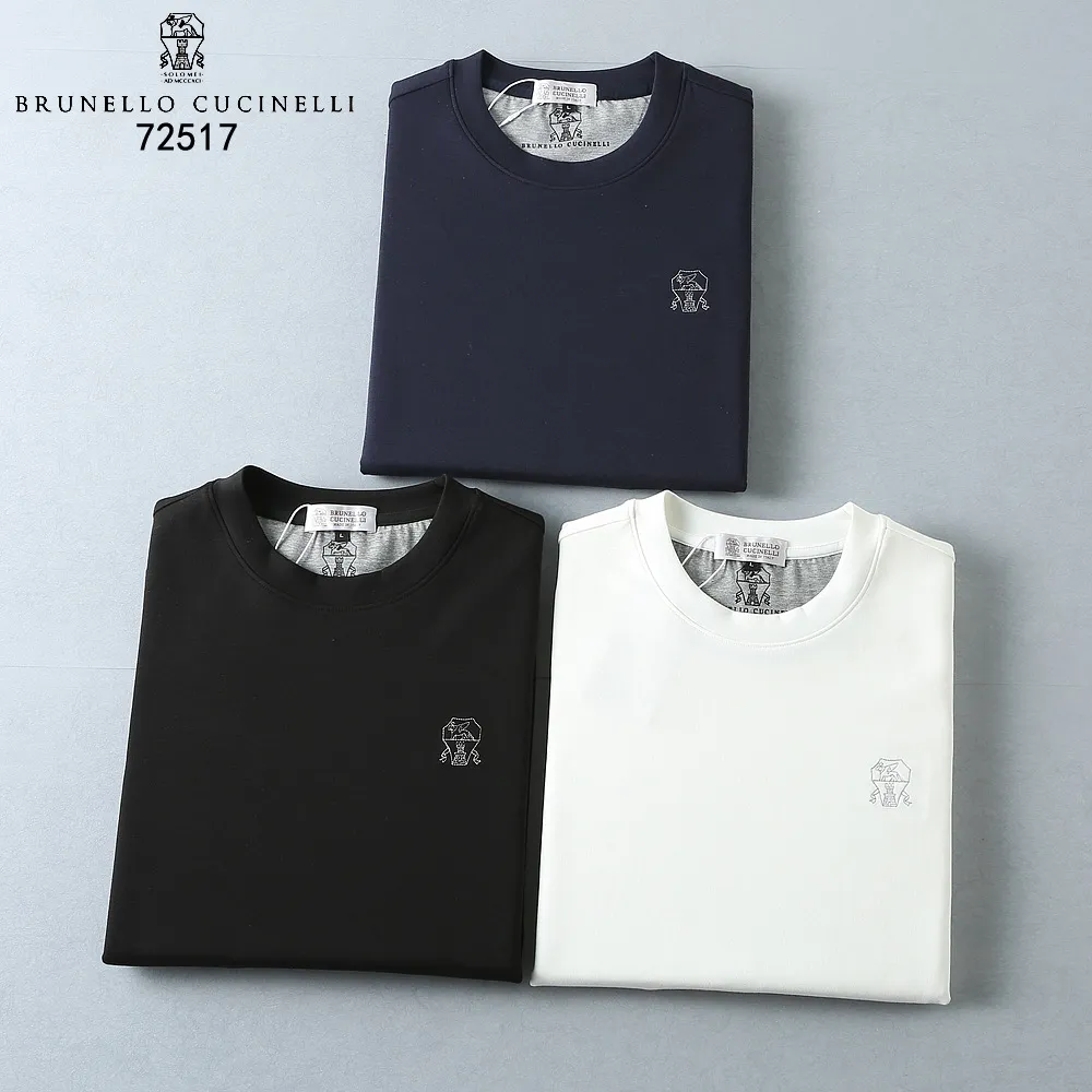 bc 2026 new modal air layer sweatshirt, handsome and fashionable, simple Versatile style. The top-notch printed embossed letter pattern logo on the chest, the cotton fabric is not only stiff and maintains the trendy silhouette, but also comfortable to wear, and the yarn is more delicate, Sizes M-4XL